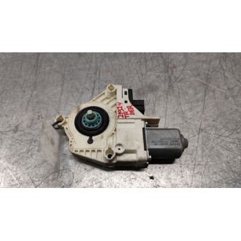 Recambio de motor elevalunas trasero derecho para audi a4 ber. (b8) básico referencia OEM IAM 966607100 6PINES  