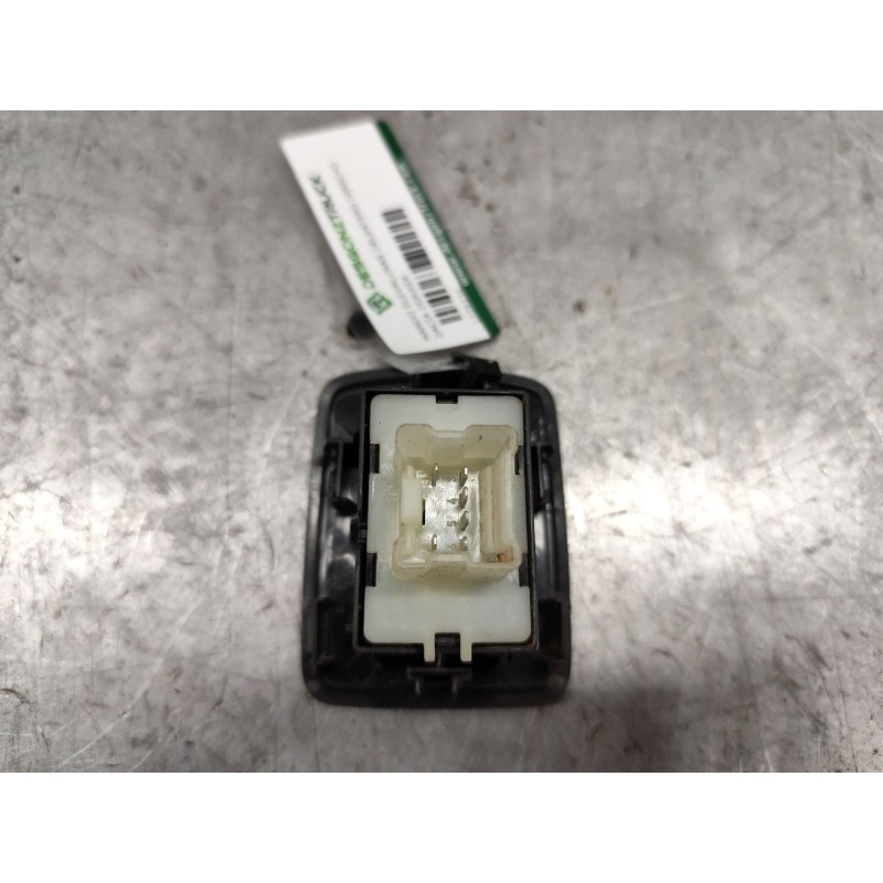 Recambio de mando elevalunas delantero derecho para dacia dokker essential referencia OEM IAM  6 PINS - Blanco 2