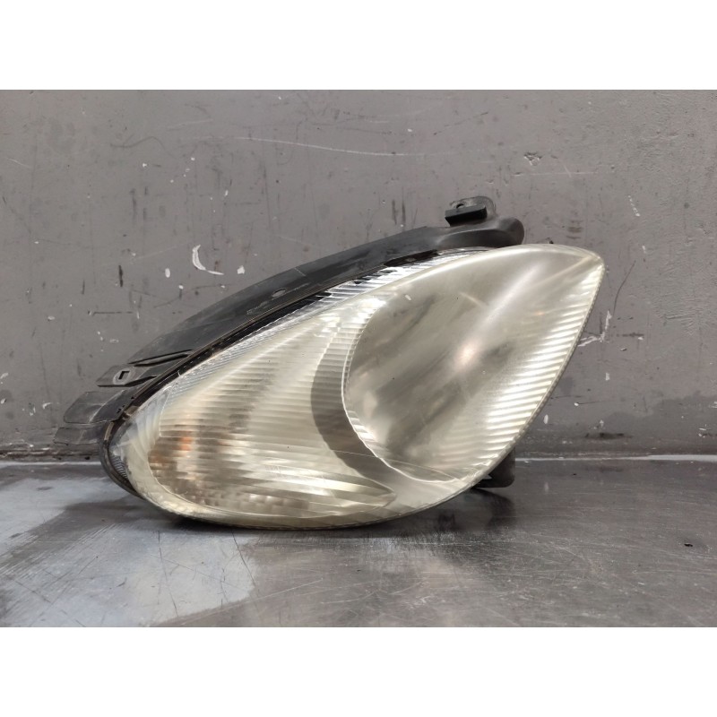Recambio de faro derecho para citroën xsara picasso 2.0 hdi referencia OEM IAM   