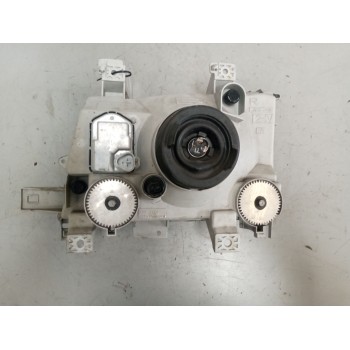 Recambio de faro derecho para mitsubishi canter 3c13 referencia OEM IAM mk581216  