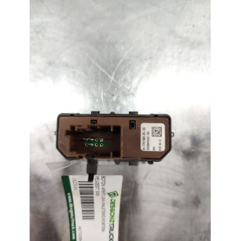 Recambio de boton apertura maleteroporton para peugeot 508 allure hybrid4 referencia OEM IAM 96770584ZD  