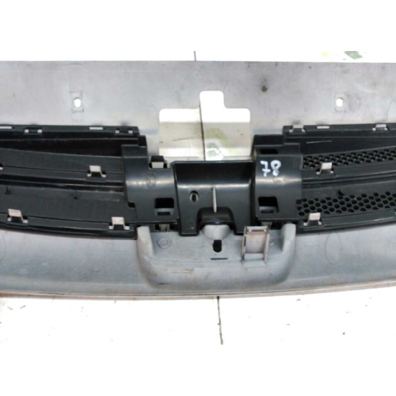 Recambio de rejilla delantera central para peugeot partner (s2) combi pro referencia OEM IAM 7