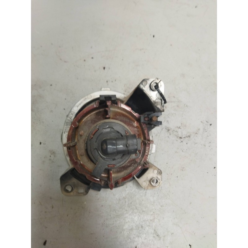 Recambio de faro antiniebla izquierdo para scania serie p/g/r (c-clase) 15.6 diesel referencia OEM IAM 1852572 - Blanco 3