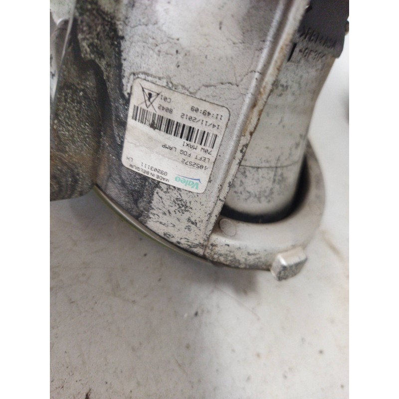 Recambio de faro antiniebla izquierdo para scania serie p/g/r (c-clase) 15.6 diesel referencia OEM IAM 1852572 - Blanco 4