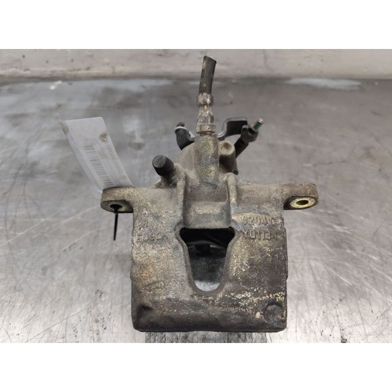 Recambio de pinza freno delantera izquierda para ford mondeo iii turnier (bwy) 1.8 sci referencia OEM IAM 0204CY01134  