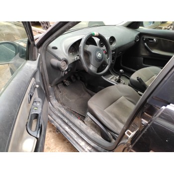 seat ibiza (6l1) del año 2004
