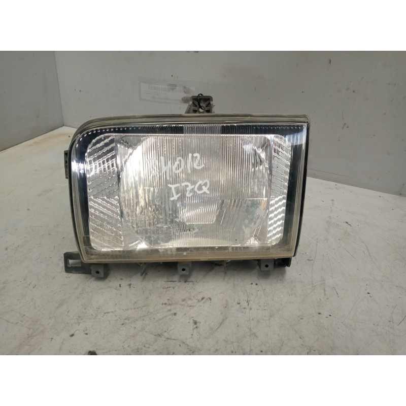 Recambio de faro izquierdo para nissan cabstar 01.04  3.0 diesel referencia OEM IAM 260609x204  