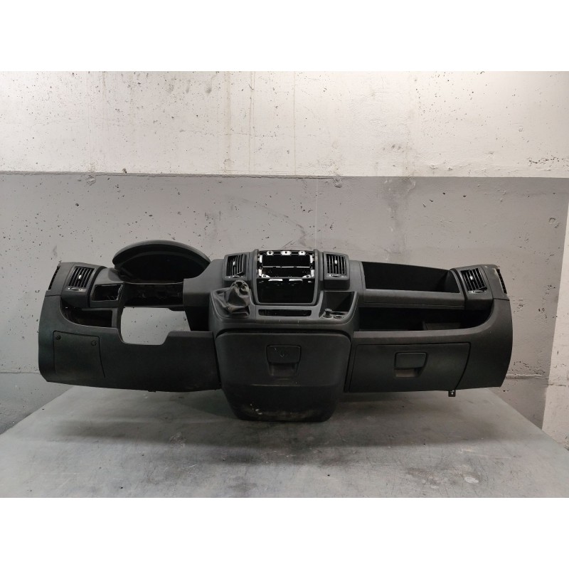 Recambio de salpicadero para peugeot boxer furgoneta 2.0 bluehdi 130 referencia OEM IAM   