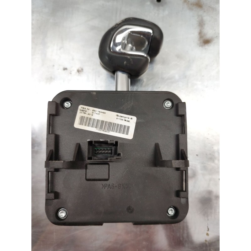 Recambio de palanca cambio para peugeot 508 allure hybrid4 referencia OEM IAM 9801784480 - Blanco 2