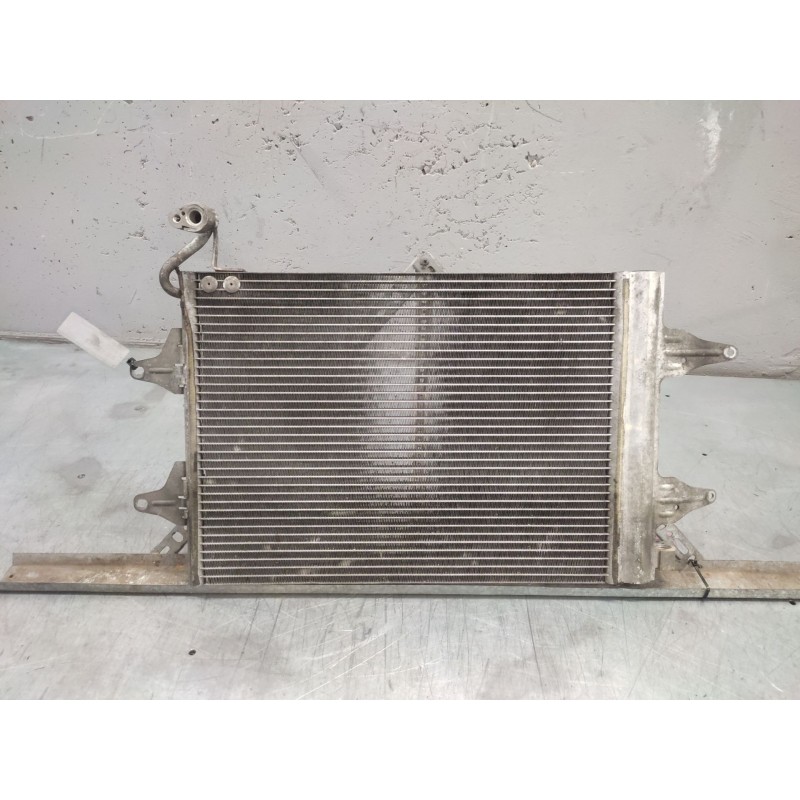 Recambio de condensador / radiador a/a para volkswagen polo (9n1) gt referencia OEM IAM 6Q0820411J - Gris 2