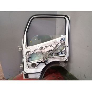 Recambio de puerta delantera derecha para mitsubishi canter 3c13 referencia OEM IAM   