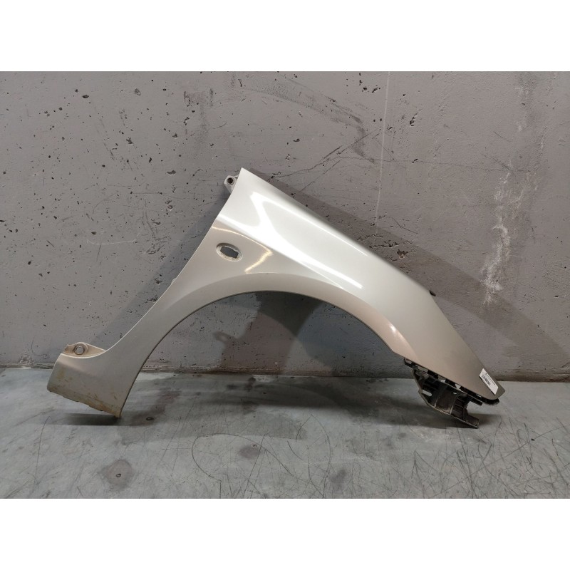 Recambio de aleta delantera derecha para peugeot 307 sw (3h) 1.6 16v referencia OEM IAM   