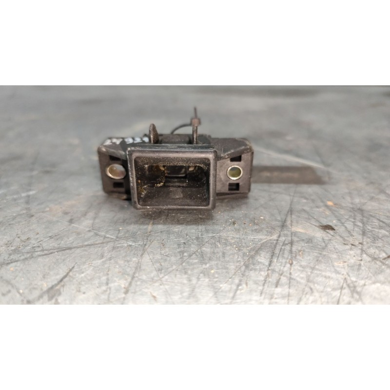 Recambio de cerradura maletero / porton para dacia sandero ii (b8_) 1.2 referencia OEM IAM   