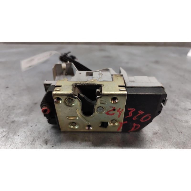 Recambio de cerradura puerta trasera derecha para peugeot 307 sw (3h) 1.6 16v referencia OEM IAM  4 PINS 