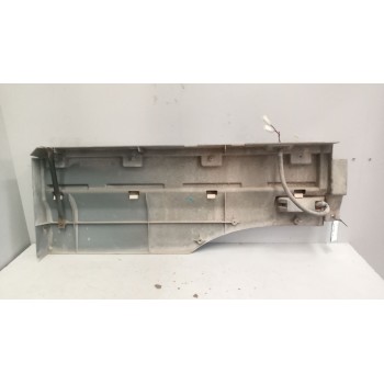 Recambio de moldura trasera cabina para daf serie xf105.xxx fsa 4x2 super-space-cab referencia OEM IAM 1441663  IZQUIERDA