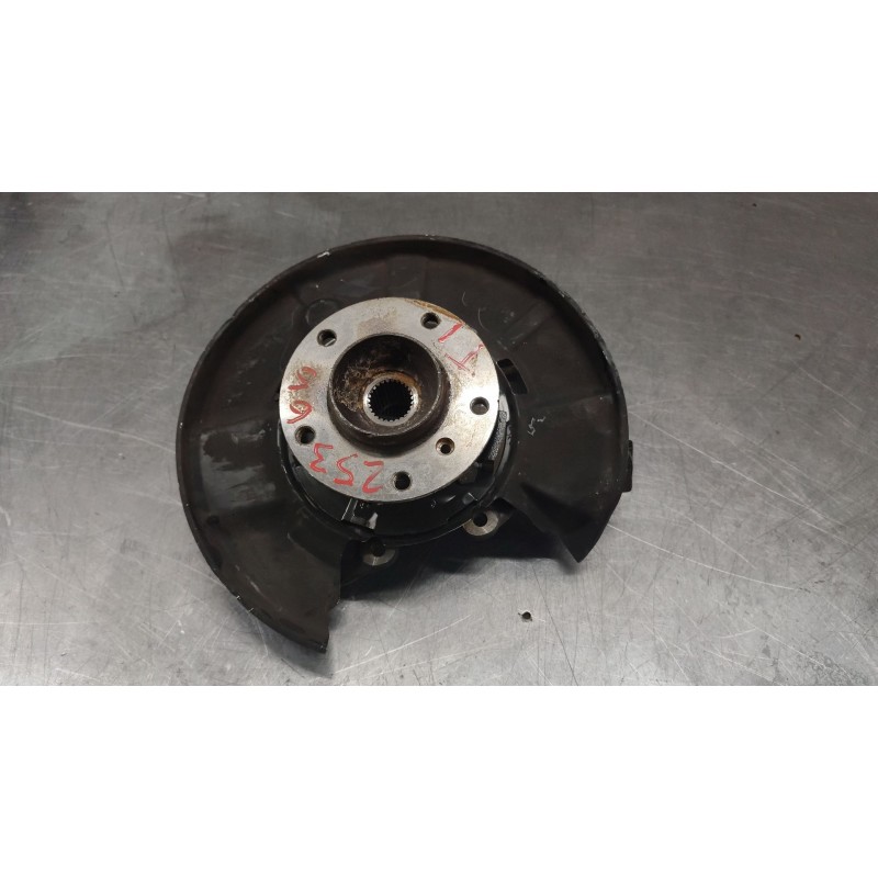 Recambio de mangueta trasera izquierda para bmw 1 (e81) 118 d referencia OEM IAM - Negro 4
