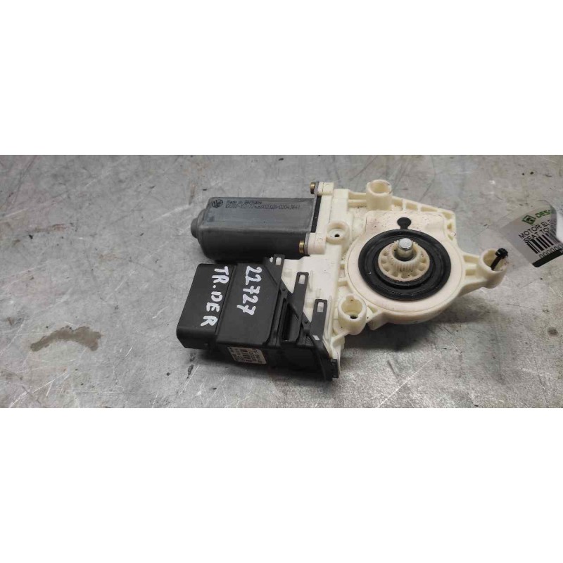 Recambio de motor elevalunas trasero derecho para seat toledo (1m2) executive referencia OEM IAM 1C0959812A 9776105407301 18 PIN