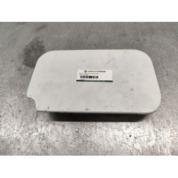 TAPA EXTERIOR COMBUSTIBLE 
