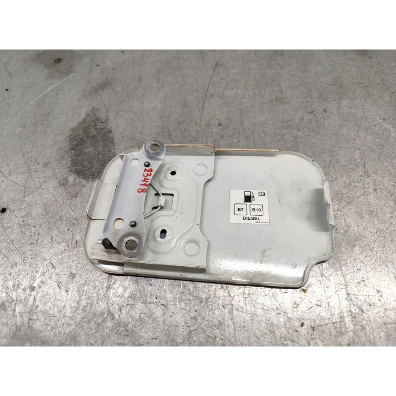 Recambio de tapa exterior combustible para dacia dokker essential referencia OEM IAM - Blanco 2