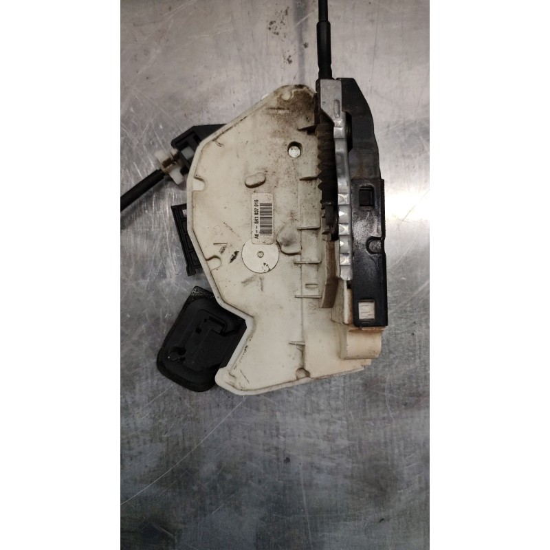 Recambio de cerradura puerta delantera derecha para volkswagen golf vi (5k1) 2.0 tdi referencia OEM IAM a65k1837016  
