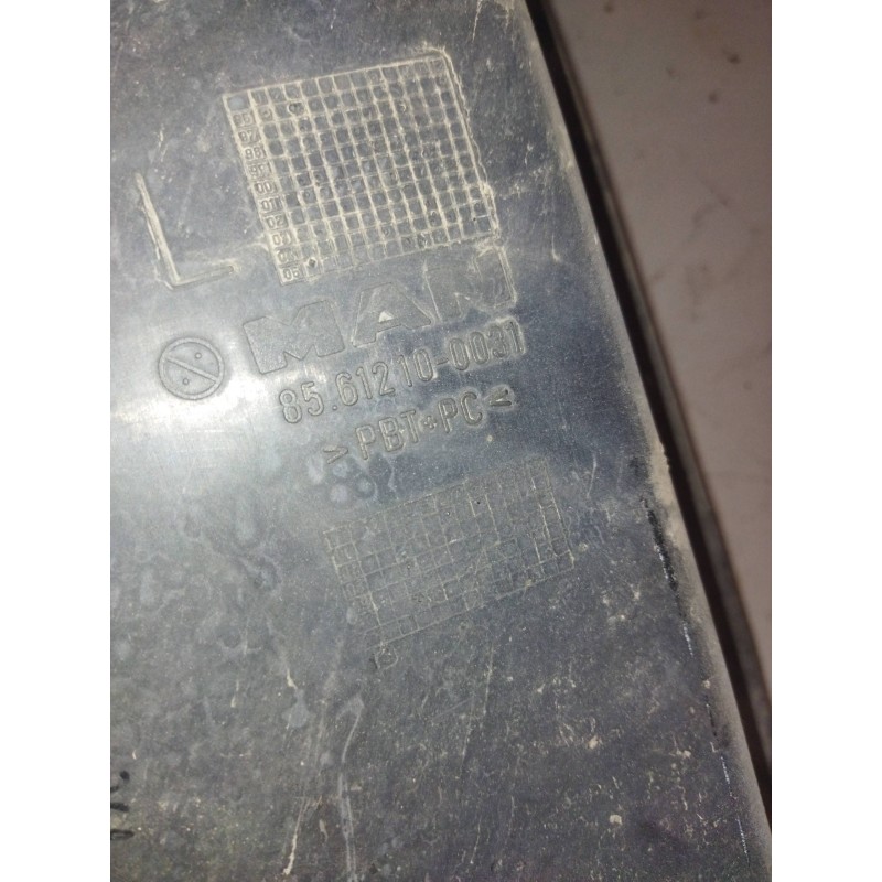 Recambio de peldaño izquierdo para man l 2000 evolution 6.9 diesel referencia OEM IAM 85612100031 - Blanco 3