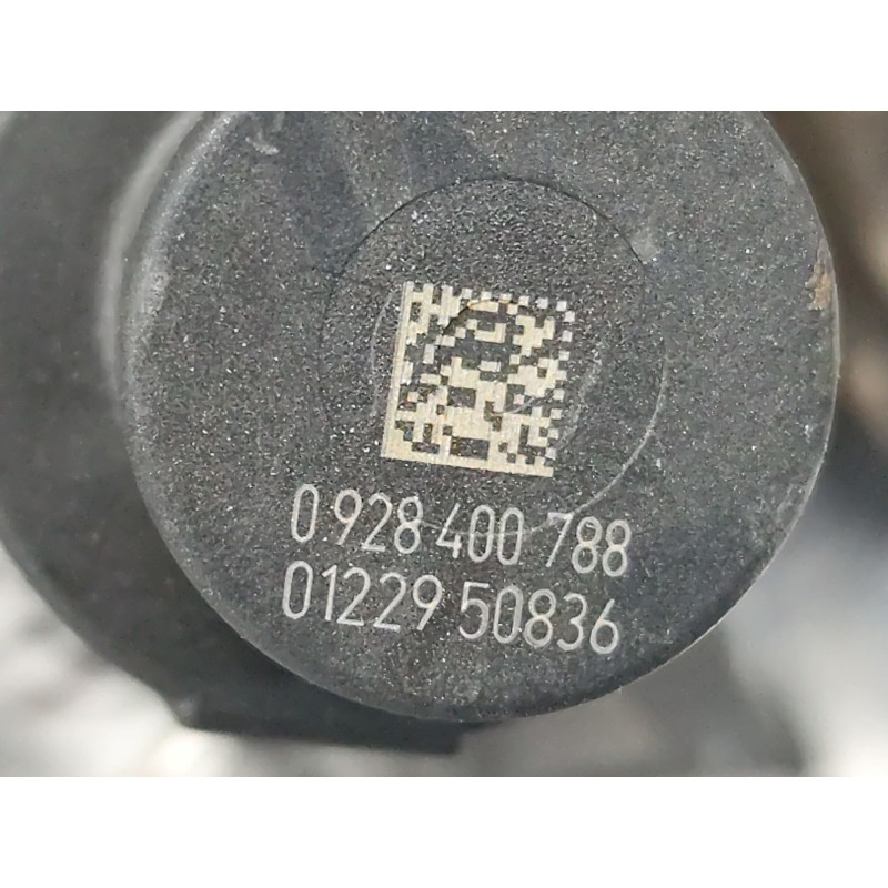 Recambio de bomba inyeccion para peugeot 208 i (ca_, cc_) 1.6 hdi referencia OEM IAM 0445010516LW - Blanco 2