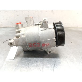 Recambio de compresor aire acondicionado para volkswagen golf vi (5k1) 2.0 tdi referencia OEM IAM 5K0820803H  