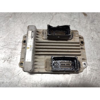 Recambio de centralita motor uce para opel corsa c 1.7 16v cdti referencia OEM IAM 8973000975  1125000153
