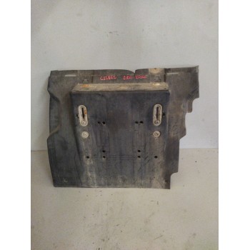 Recambio de guardabarros trasero derecho para renault magnum ab diesel referencia OEM IAM 7421094394  