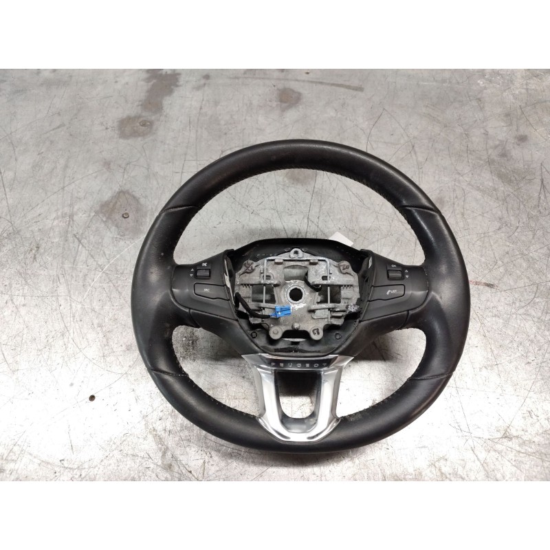 Recambio de volante para peugeot 2008 i (cu_) 1.2 vti referencia OEM IAM   