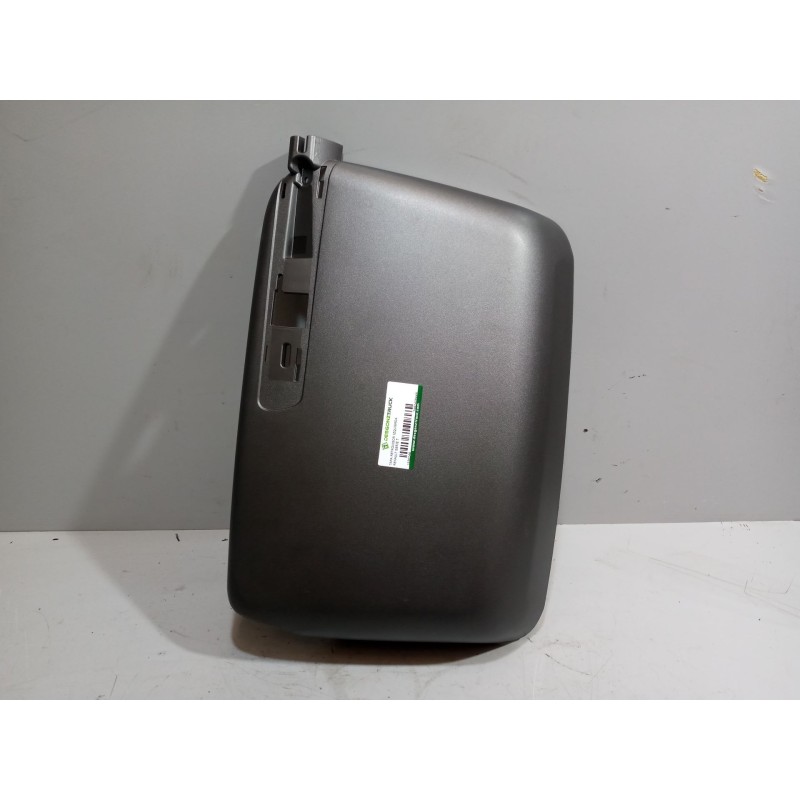 Recambio de tapa retrovisor izquierda para renault serie t 12.8 diesel referencia OEM IAM 7482408449  