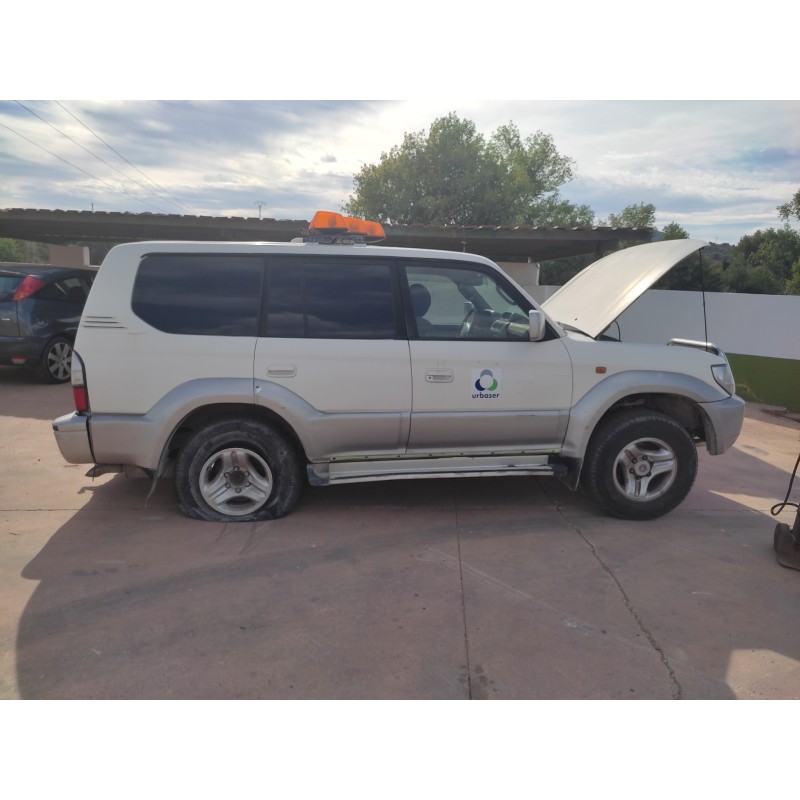 TOYOTA LAND CRUISER (J9)