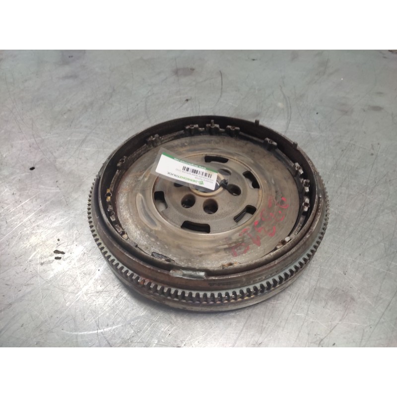 Recambio de volante motor para volkswagen bora berlina (1j2) referencia OEM IAM 3