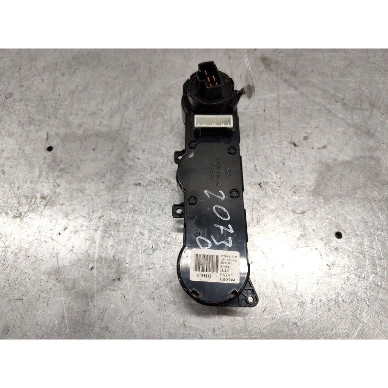 Recambio de mando calefaccion / aire acondicionado para kia cee'd 1.4 cat referencia OEM IAM 972501H021 - Negro 2