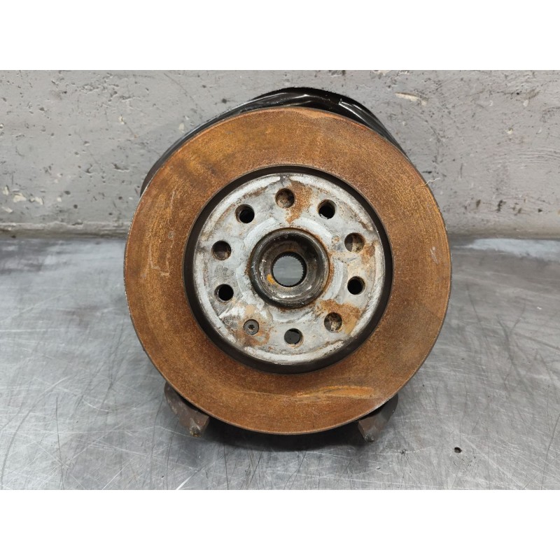 Recambio de mangueta delantera derecha para volkswagen golf vi (5k1) 2.0 tdi referencia OEM IAM   