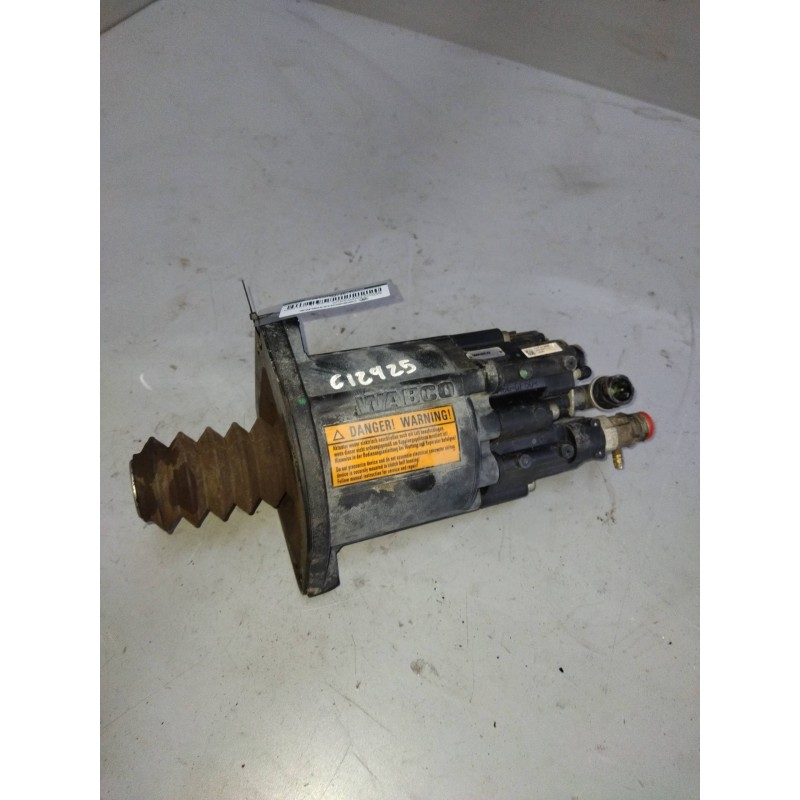 Recambio de servo embrague para mercedes-benz axor 2-ejes 18 ton 2004  12.0 r6 diesel (om 457 la) referencia OEM IAM A0002500562 - Blanco