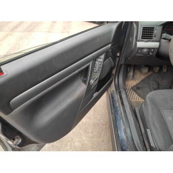 opel vectra c berlina del año 2002