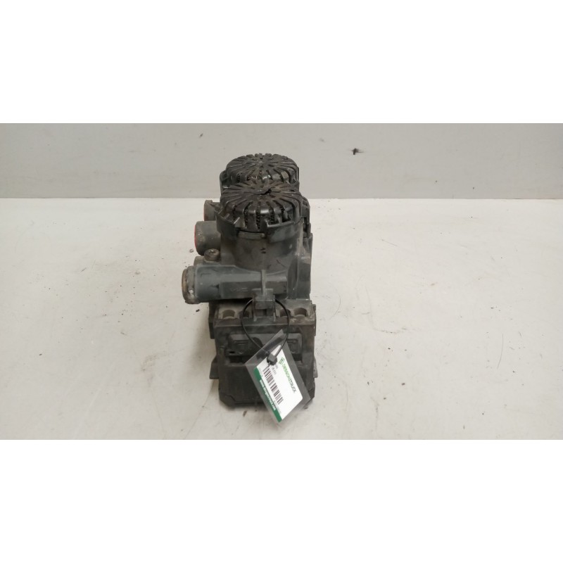 Recambio de valvula aire para man tgx 18.440 10.5 diesel referencia OEM IAM 81521066050 VALVULA EBS MODULADOR DE EJE K020024 - Blanco 2