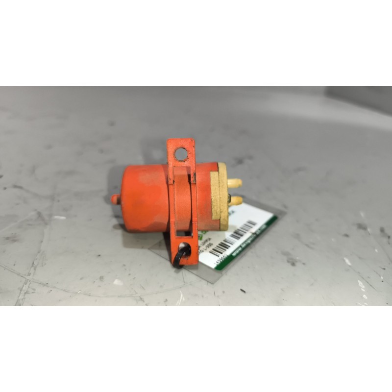 Recambio de bomba limpia para ebro l-35s referencia OEM IAM - Blanco 3