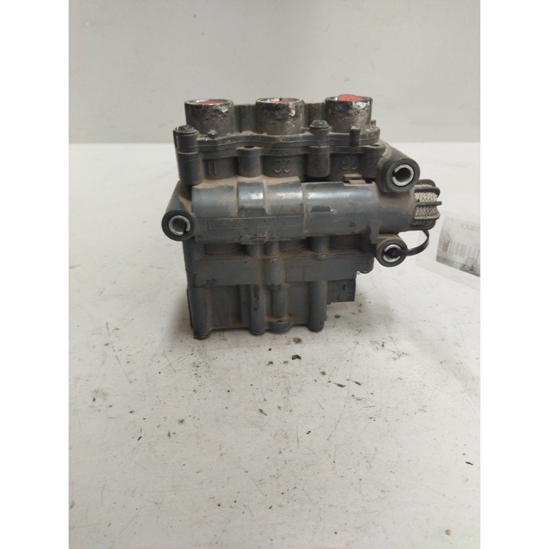 Recambio de valvula aire para daf trucks xf 106 480 referencia OEM IAM 2020257 4728900410 3