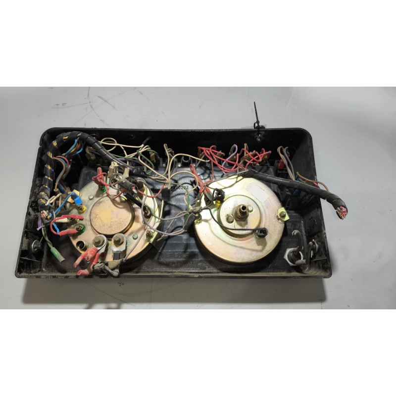 Recambio de cuadro instrumentos para ebro l-35s referencia OEM IAM 132002207 - Blanco 2