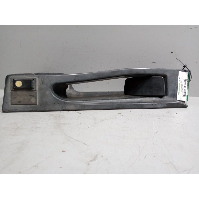 Recambio de maneta interior delantera izquierda para renault hr 420.18/26 premium 01  11.1 diesel referencia OEM IAM 5010220067