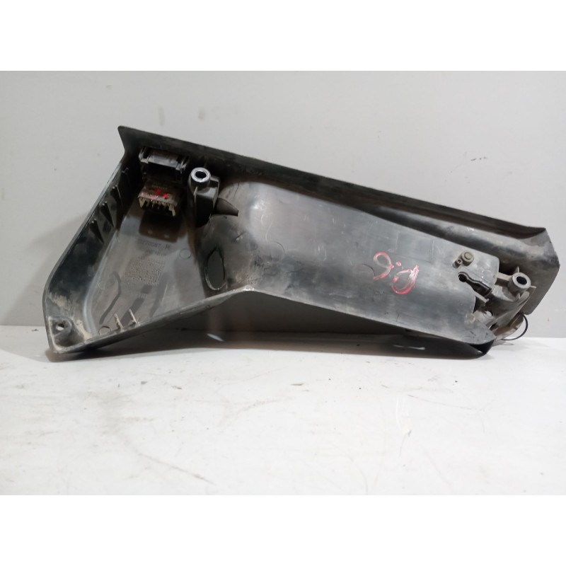 Recambio de maneta interior delantera izquierda para renault hr 420.18/26 premium 01  11.1 diesel referencia OEM IAM 5010220067 2