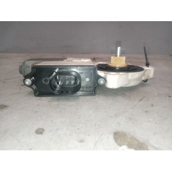 Recambio de motor elevalunas delantero izquierdo para man tgx 18.xxx referencia OEM IAM 81286016137  