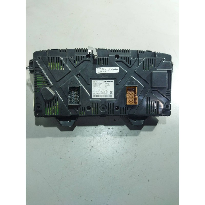 Recambio de cuadro instrumentos para scania serie p/g/r (c-clase) 12.7 diesel referencia OEM IAM 2052208 1946409 2007183 - Blanco 2