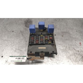 CAJA RELES / FUSIBLES 243502N300H 