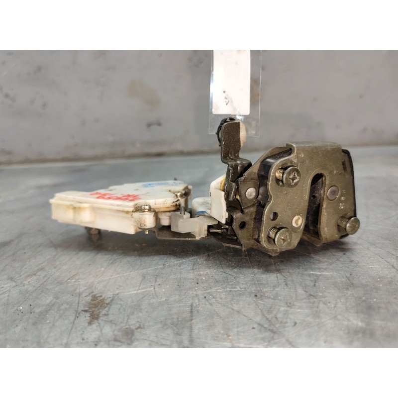 Recambio de cerradura puerta trasera izquierda para nissan almera i (n15) 2.0 d referencia OEM IAM 8255361U01  