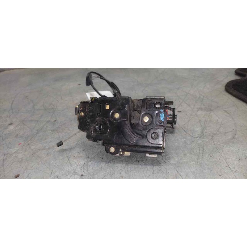 Recambio de cerradura puerta delantera izquierda para volkswagen passat berlina (3b2) 1.8 referencia OEM IAM 6X1837013H 8 PINS 