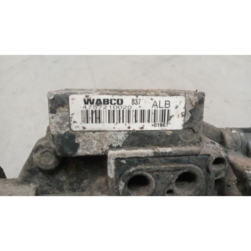 Recambio de valvula aire para daf serie lf45 desde 06 referencia OEM IAM 4757210020 - Azul 2