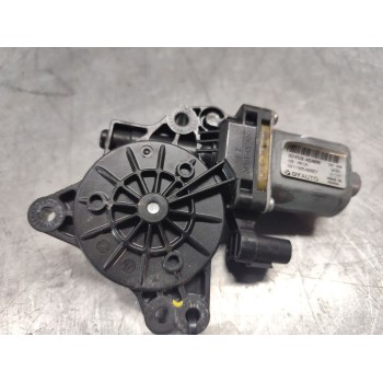 Recambio de motor elevalunas delantero izquierdo para hyundai i30 (gd) 1.6 crdi referencia OEM IAM 82450a5000  
